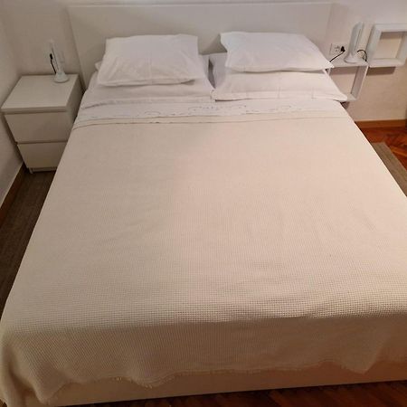 Studio Apartment Riva Sumartin Esterno foto